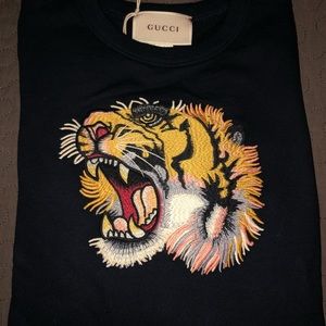 Authentic Gucci Sweater (Big Boy size 8)